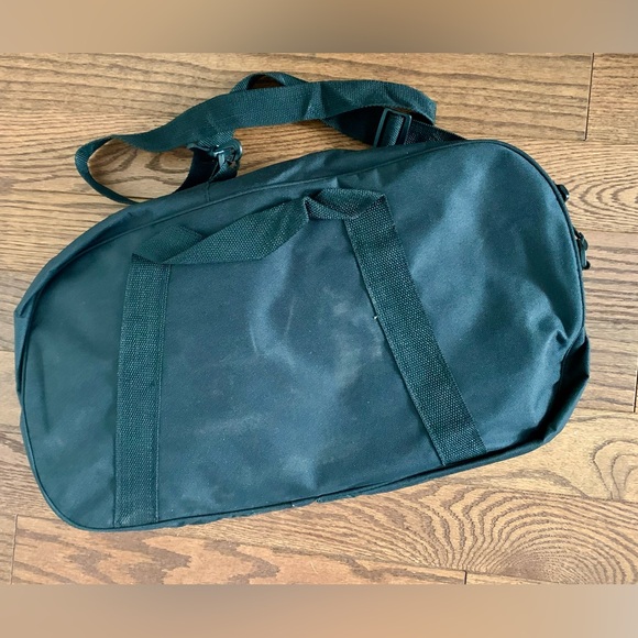 Vibes aluminum Snowshoes with carrying case NWOT 17” - Picture 2 of 7